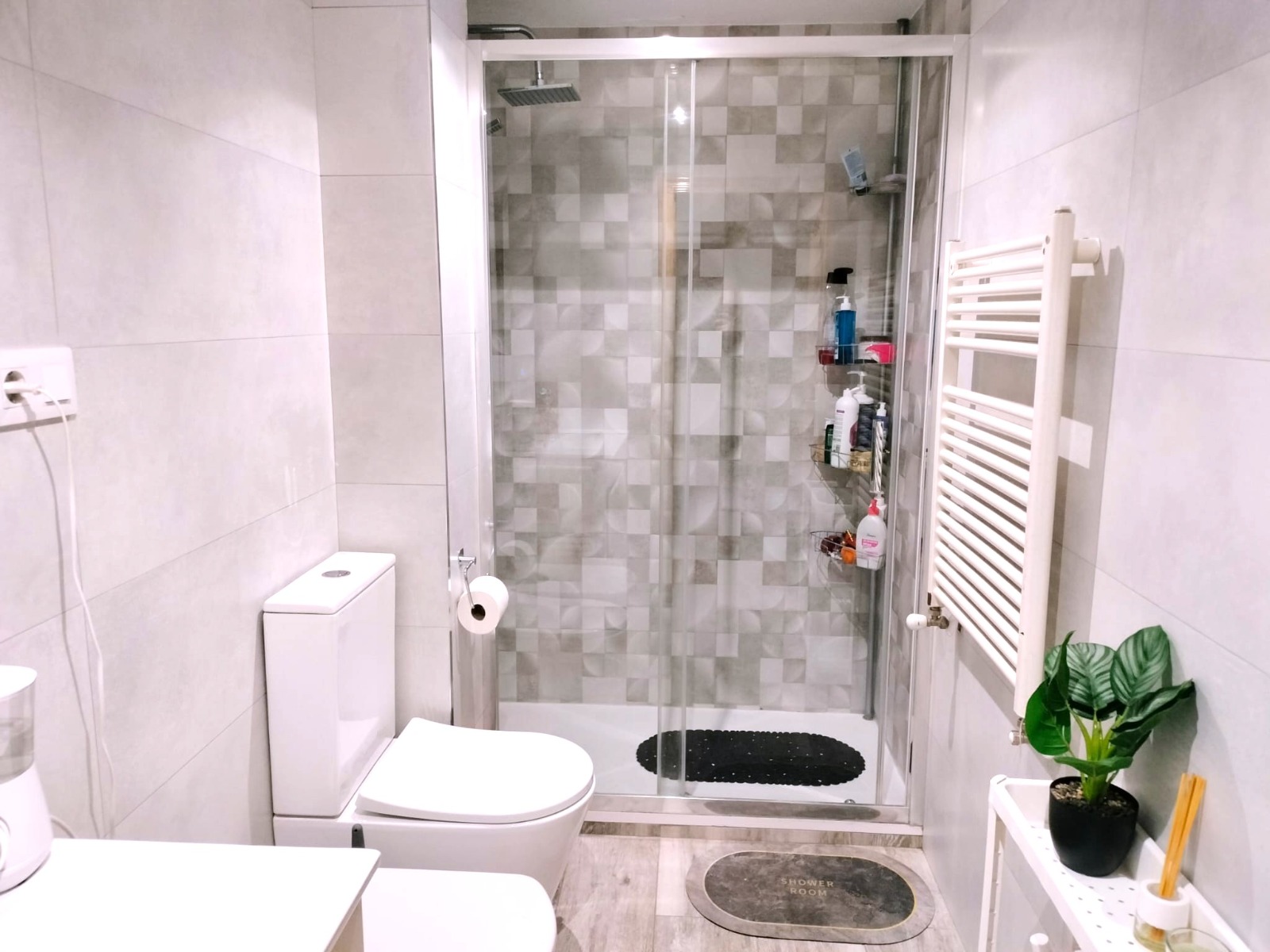 Estupenda vivienda (113m2) de 4 dormitorios Y 2 baños con terraza en una de las mejores zonas y más demandadas de Torrejón de Ardoz - Imagen 16