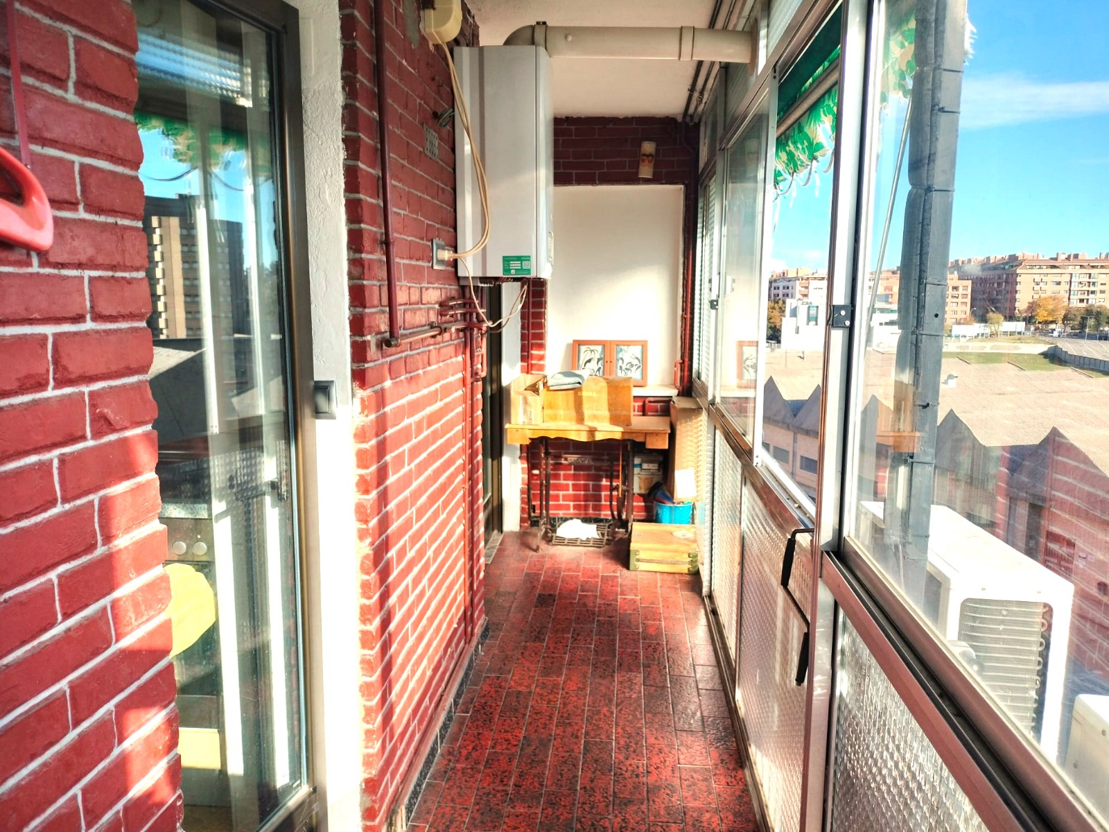 Vivienda de 2 dormitorios con terraza en la zona de Fuencarral - El Pardo - Imagen 9