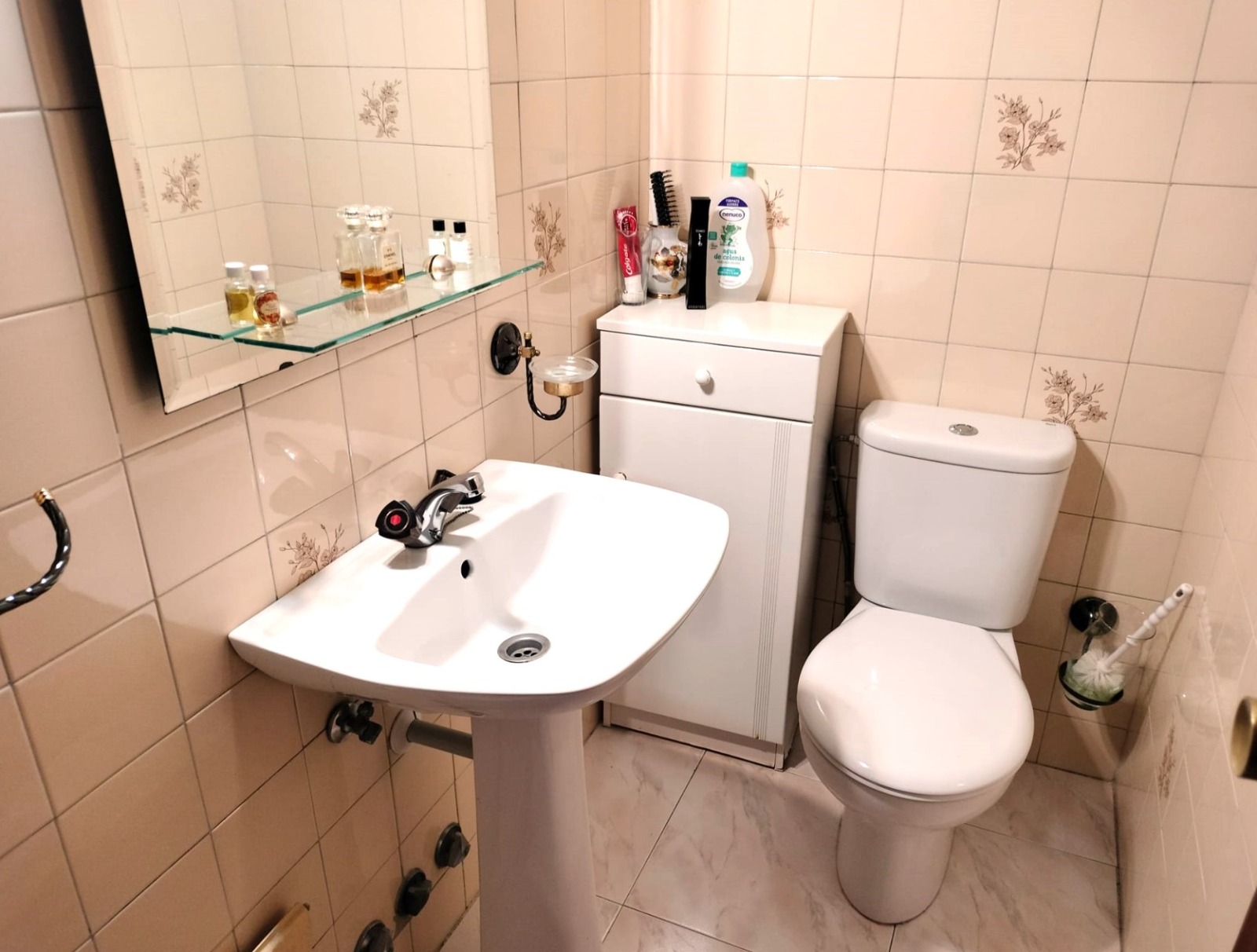 Chalet adosado de 246m2 y 4 plantas con patio de más de 100m2 en una de las zonas mas demandadas del Sector 3. - Imagen 21