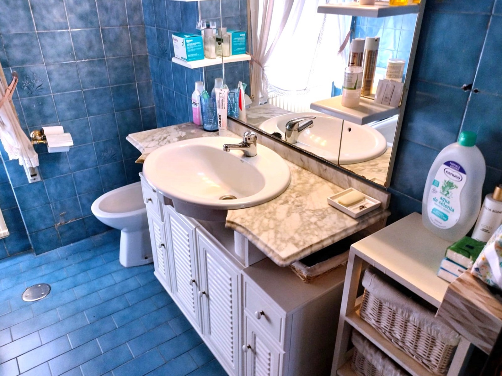 Chalet adosado de 246m2 y 4 plantas con patio de más de 100m2 en una de las zonas mas demandadas del Sector 3. - Imagen 33